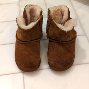 Toddler unisex Ugg Keelan Baby Boot in chestnut brown size 6